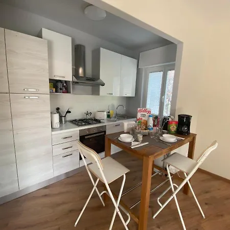 Appartement Golfo Borromeo 4 *