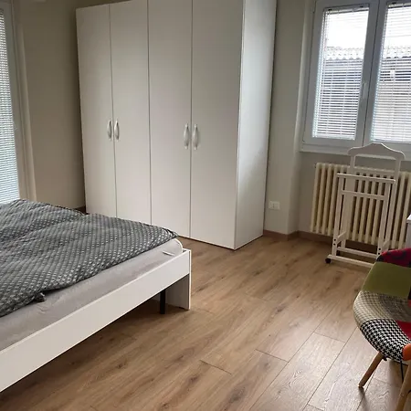 Golfo Borromeo 4 * 巴韦诺