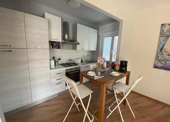 公寓 Golfo Borromeo 4 *