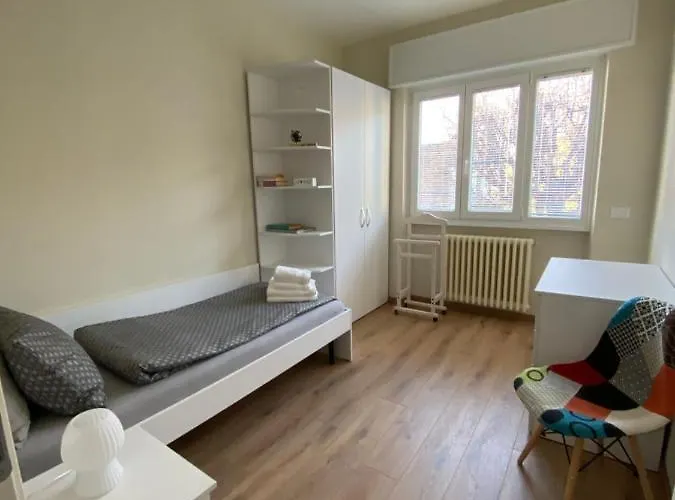 公寓 Golfo Borromeo 4 *